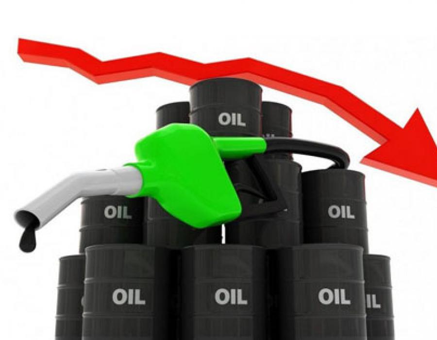 Giá xăng dầu 13/8: Giảm mạnh, lo ngại suy thoái kinh tế bao trùm